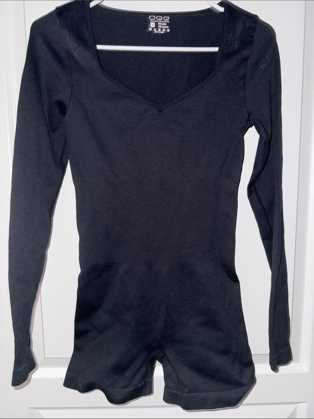 Black Long-Sleeve Scoop-Neck Ribbed Bodysuit